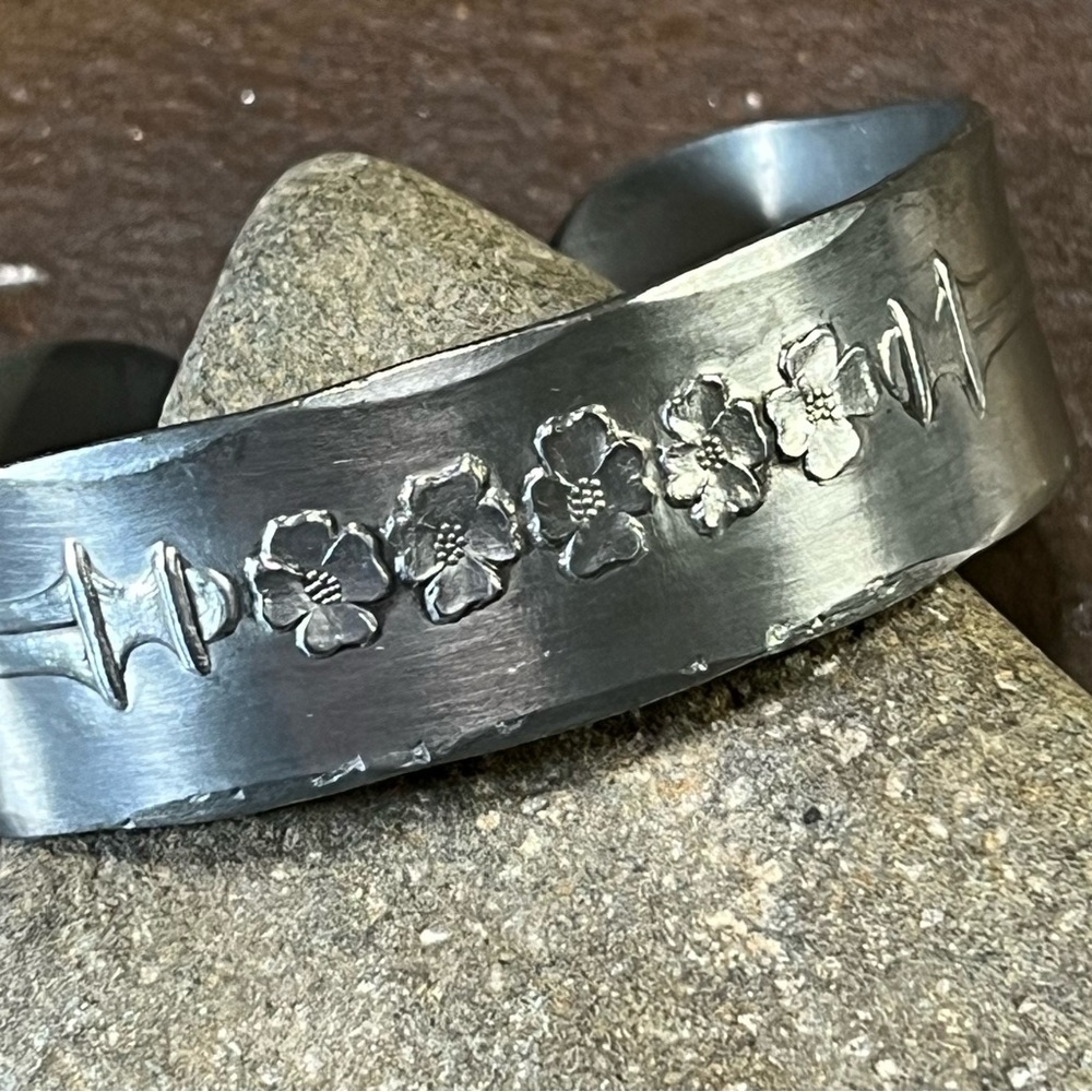 Vintage Wendell August Forge Handcrafted Pewter Marked Bracelet